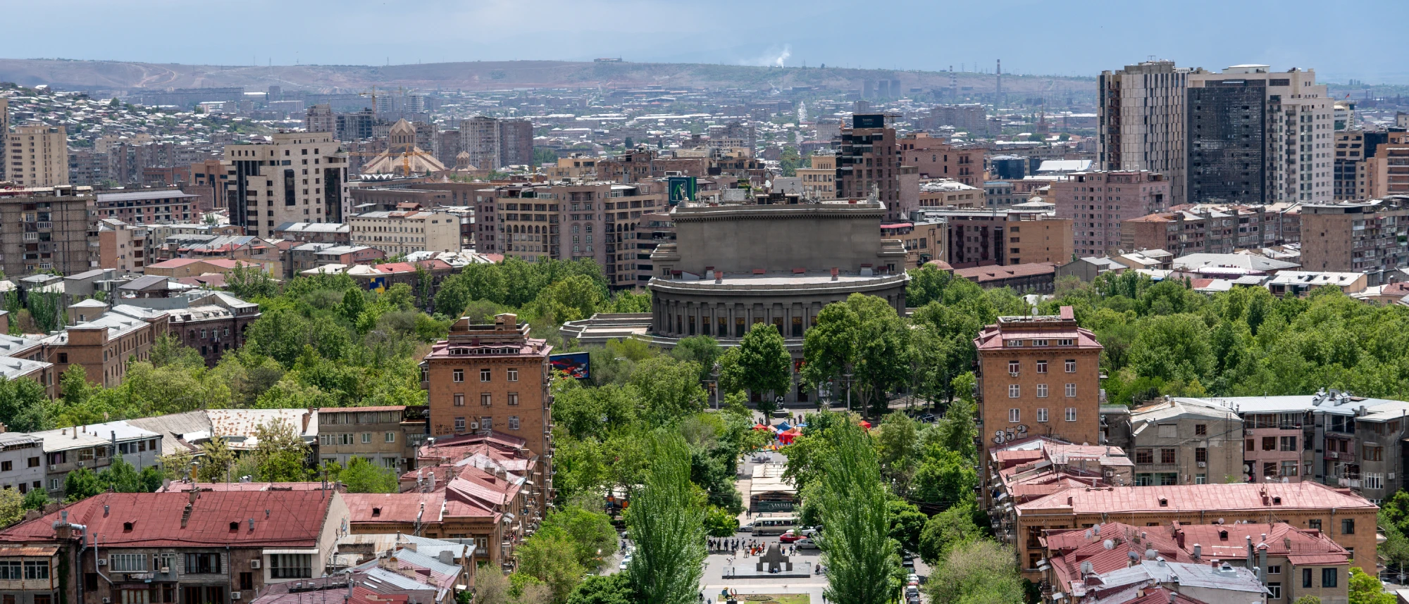 yerevan-from-above-2026-03-16-04-30-35-utc Экскурсия по городу la ville