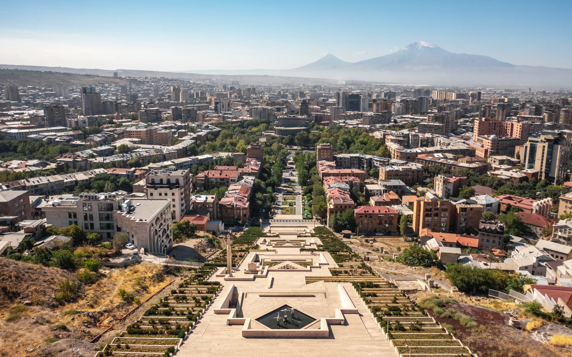 cityscape-of-yerevan-2026-03-16-22-57-13-utc about best way tour