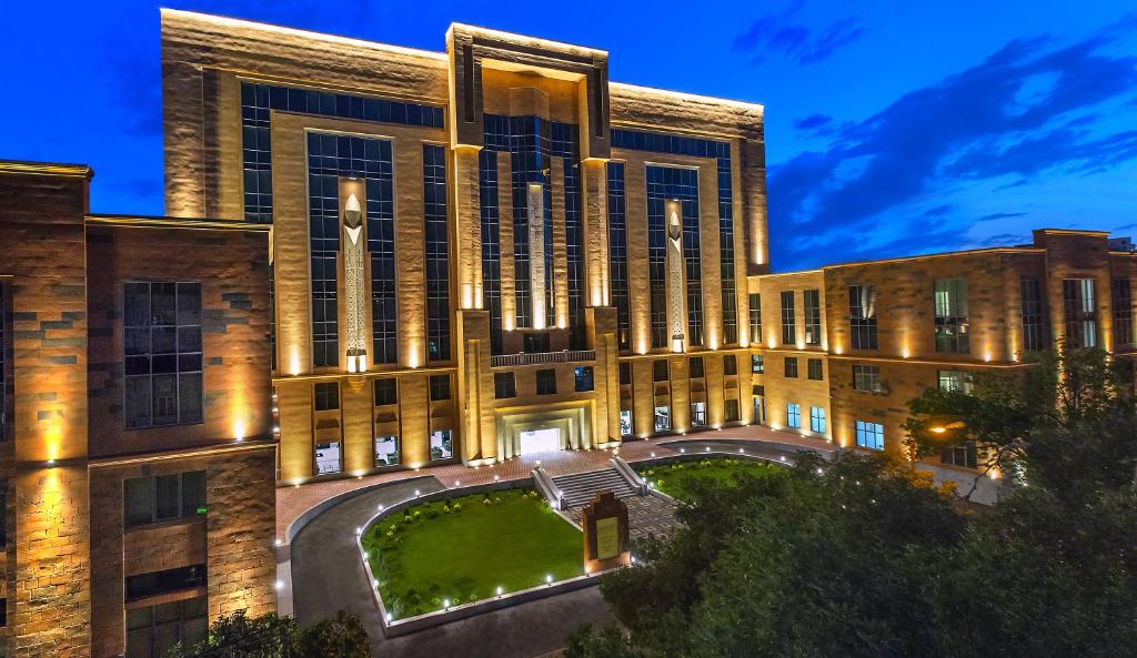 Ani Grand Hotel Ani Grand Hotel