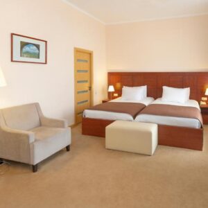 Ani Plaza Hotel Yerevan | 4-Star Hotel Steps from the Opera House